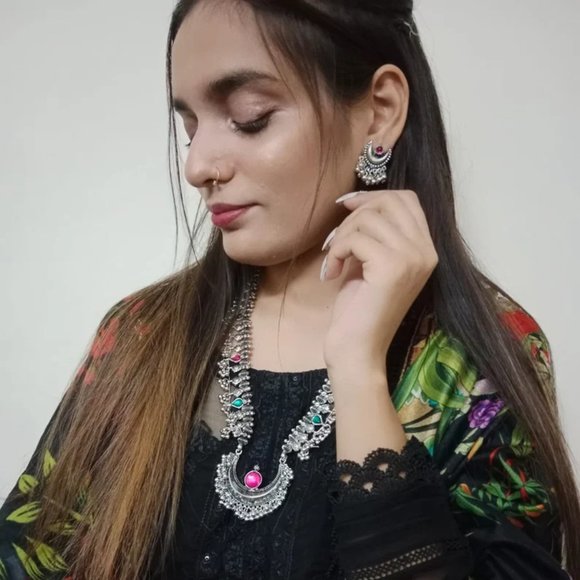 Jewelry Set With Multicolor Glass Stone, Long Pendant Necklace WithSmall Earring - Picture 1 of 6